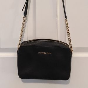 MICHAEL Michael Kors | Jet Set Large Saffiano Leather Crossbody Bag | Black